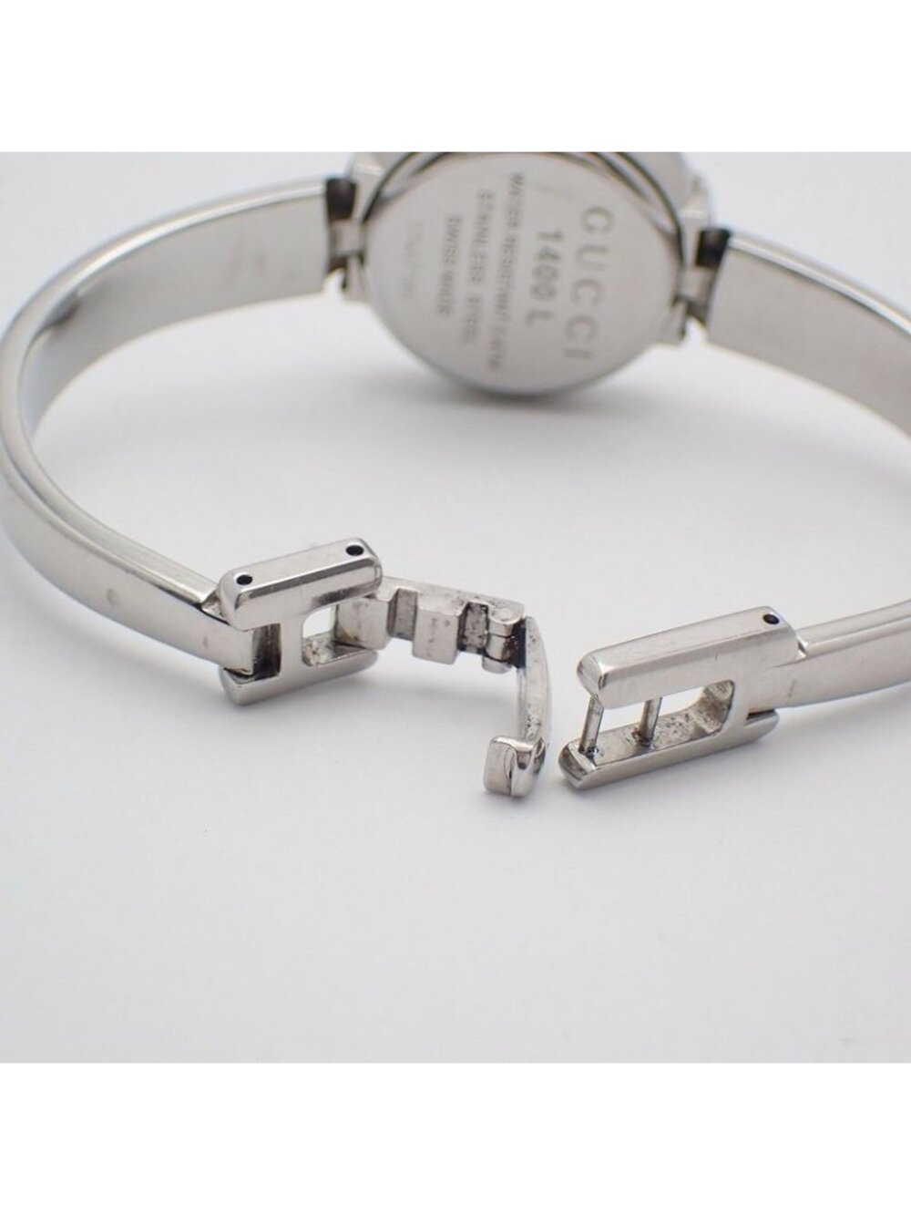 Gucci Bracelet Watch Quartz Pink Shell Dial with GG Logo - Picture 6 of 9